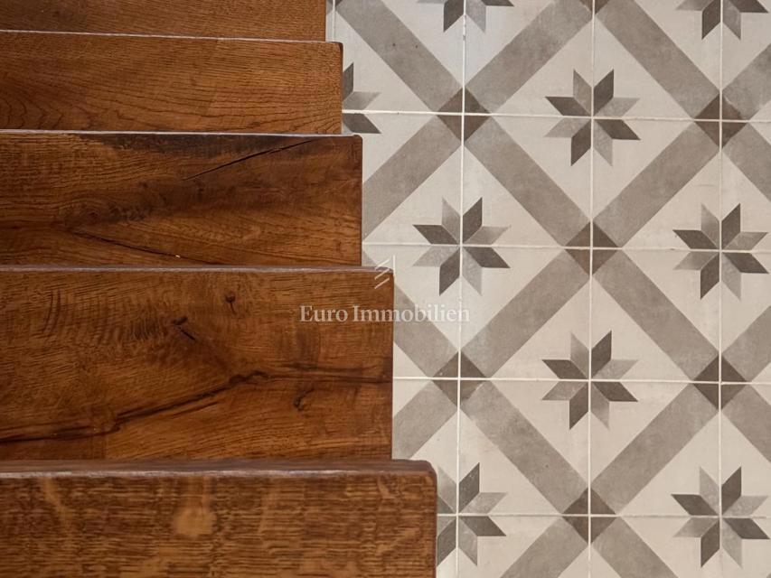 Affascinante casa in pietra vicino a Svetvinčenat