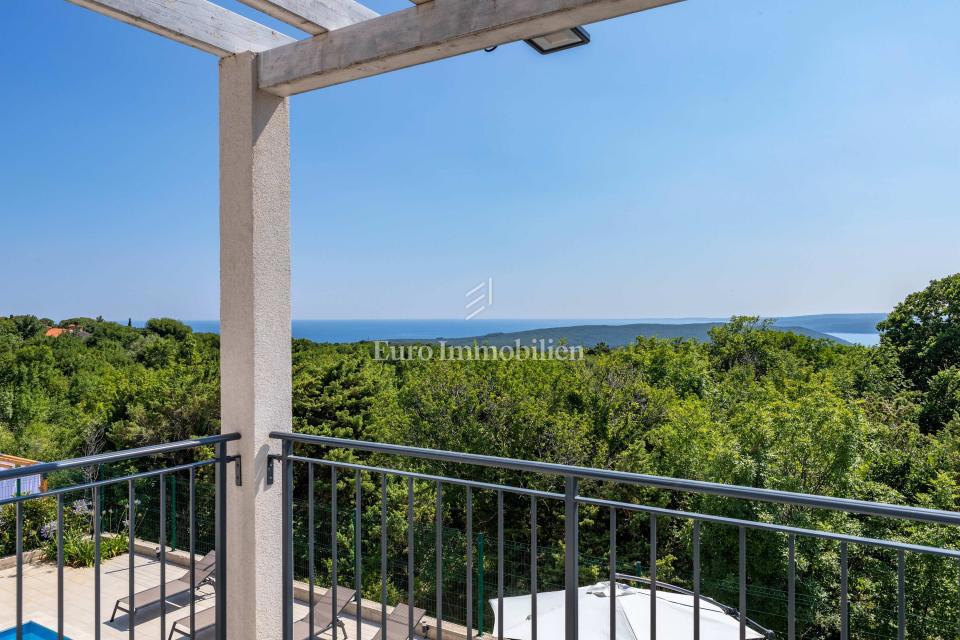 Istria - villa moderna con piscina e giardino paesaggistico