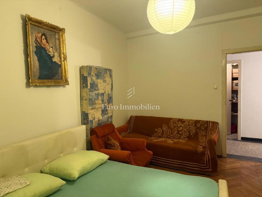 Rijeka, centro storico - appartamento con vista