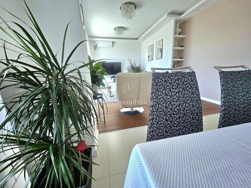 Turnić - Lussuoso appartamento con terrazza e vista mare