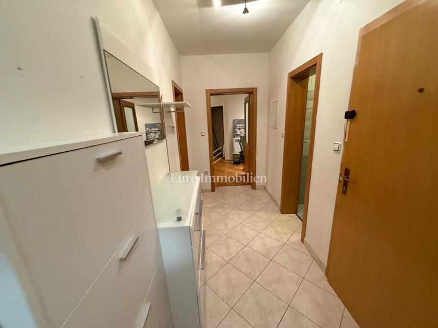 Crikvenica – appartamento spazioso en zona tranquilla, 550 m dal mare