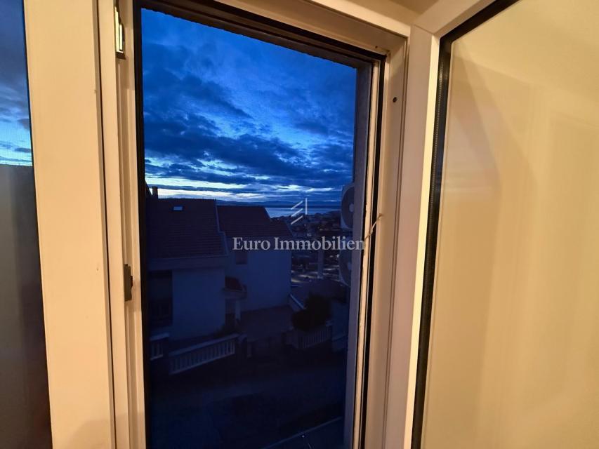 Crikvenica – appartamento spazioso en zona tranquilla, 550 m dal mare