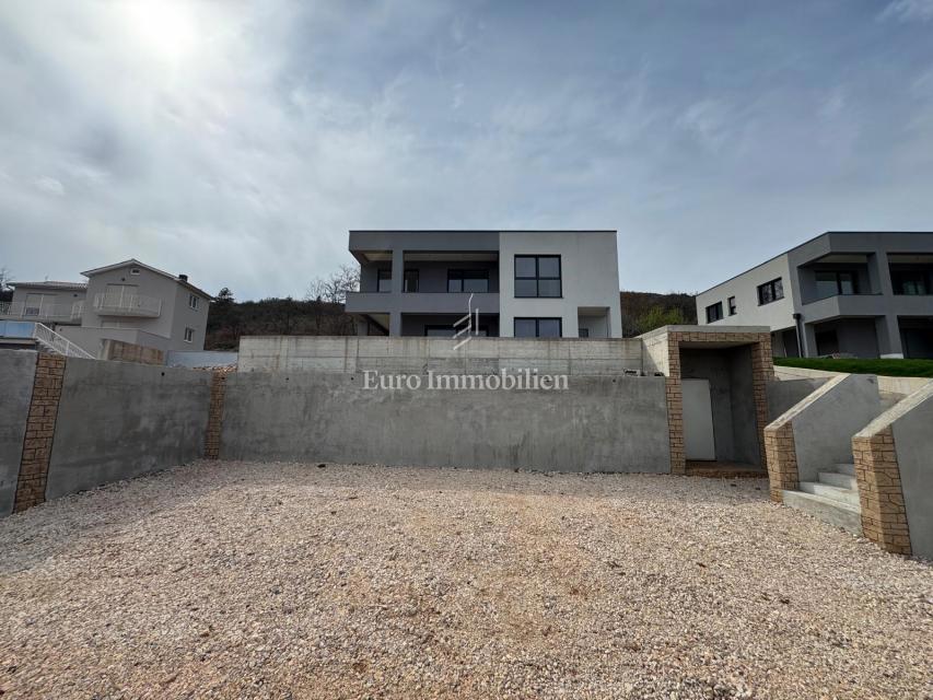 Villa with a beautiful view of the sea, under construction