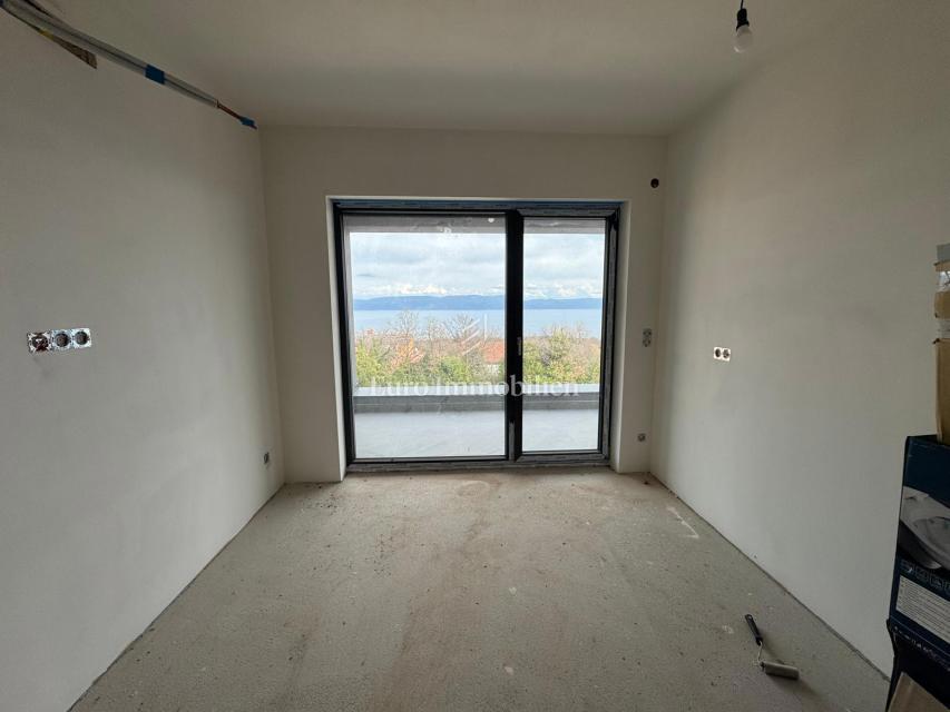 Villa with a beautiful view of the sea, under construction