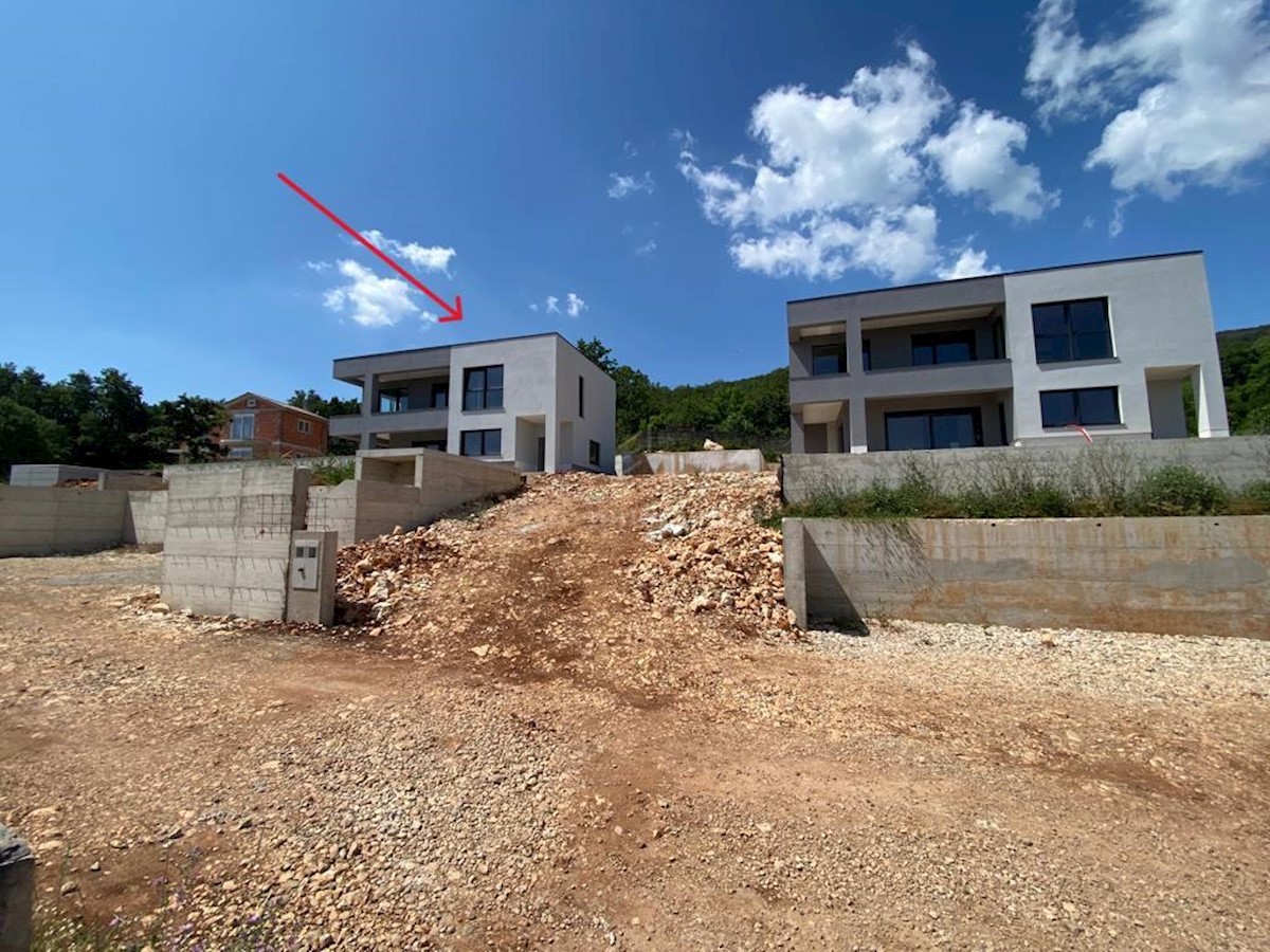 Villa with a beautiful view of the sea, under construction