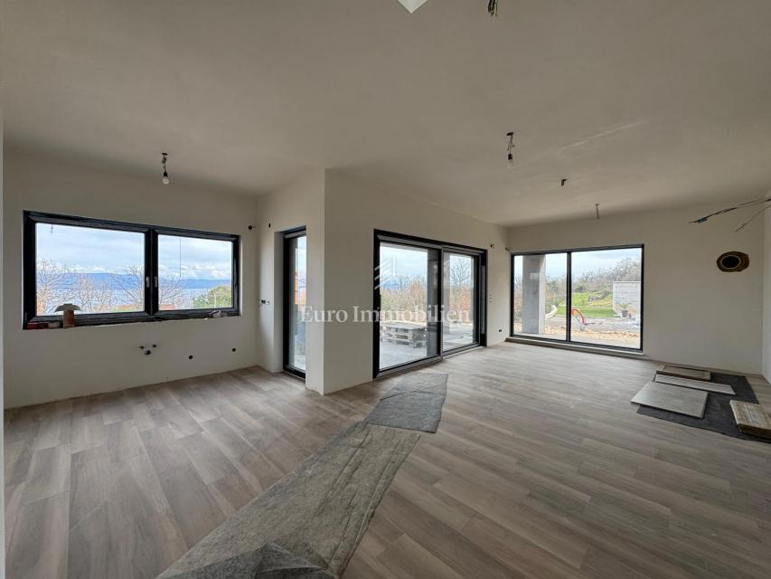 Villa with a beautiful view of the sea, under construction