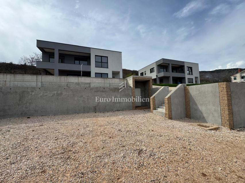 Villa with a beautiful view of the sea, under construction