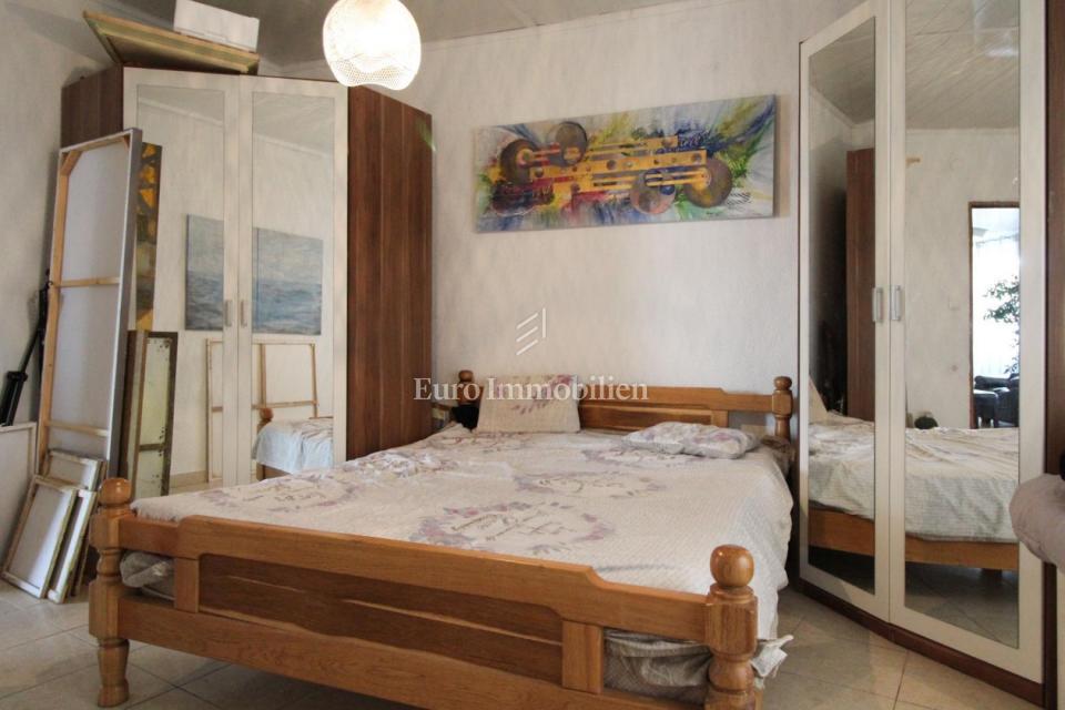 House with 3 apartments, parking and office space, Kastav