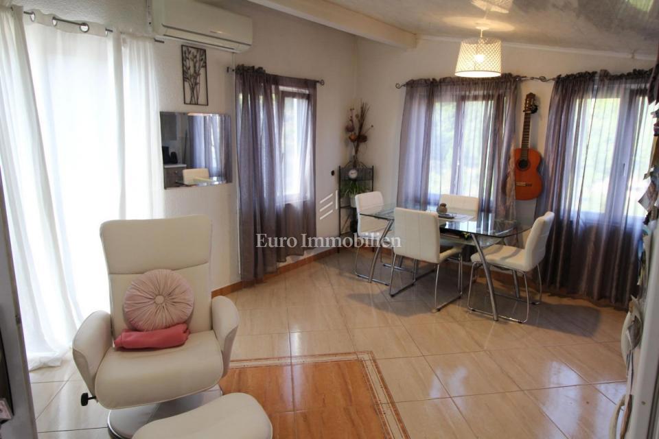 House with 3 apartments, parking and office space, Kastav