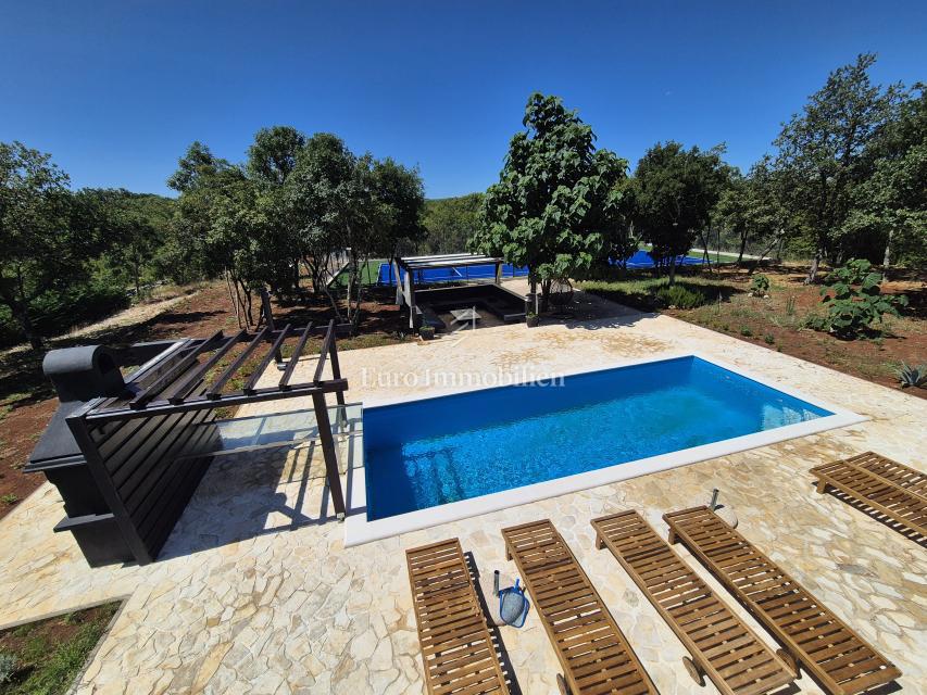 House with a pool under renovation, island of Krk