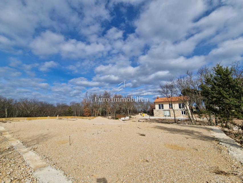 House with a pool under renovation, island of Krk