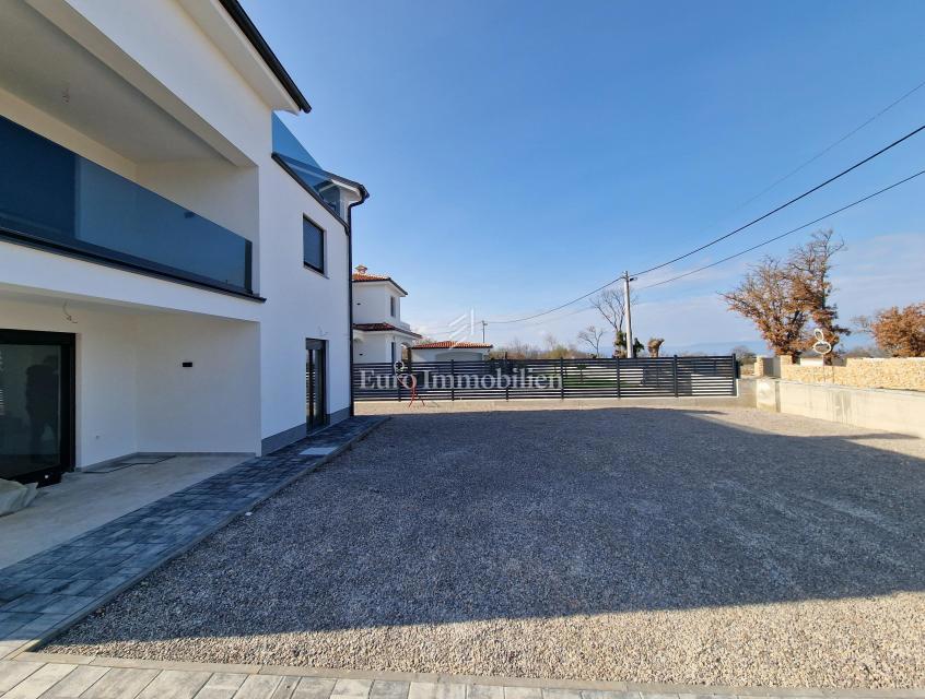 Detached house with a panoramic view of the sea, Malinska area