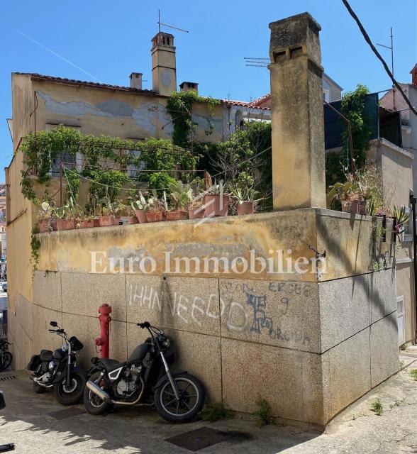 Mali Lošinj casa a schiera da ristrutturare