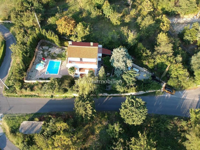 Bribir - casa con piscina e vista mare