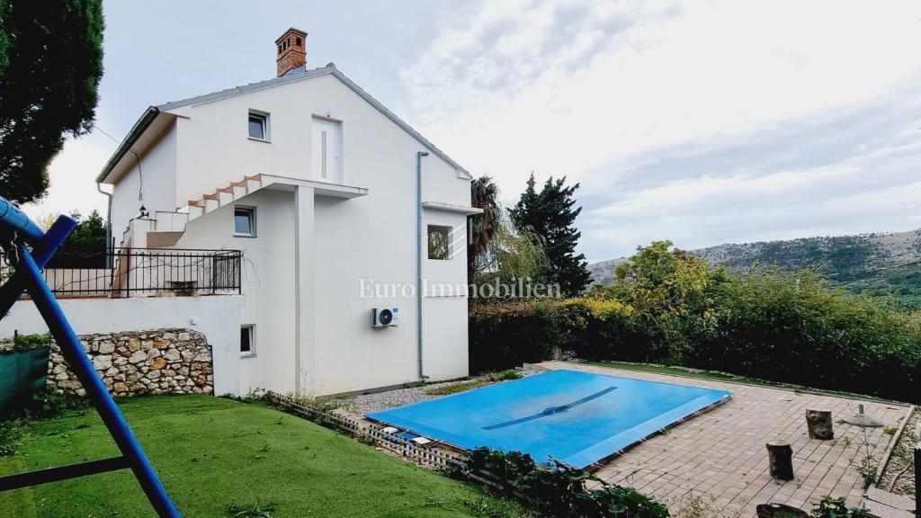 Bribir - casa con piscina e vista mare