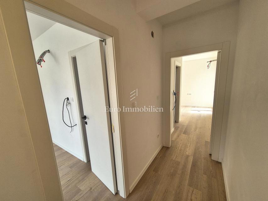 Nuovo appartamento con piscina condivisa - Krk