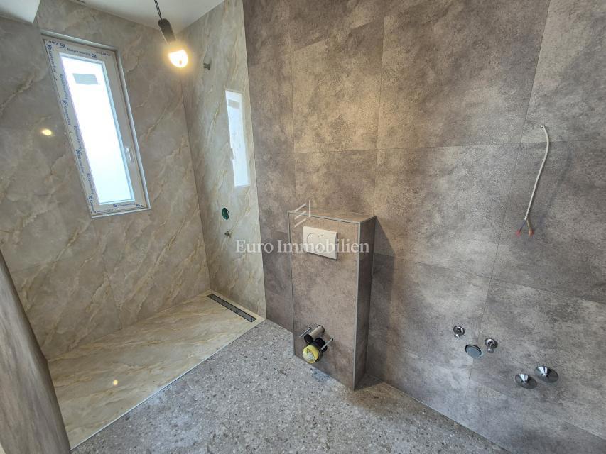 Nuovo appartamento con piscina condivisa - Krk