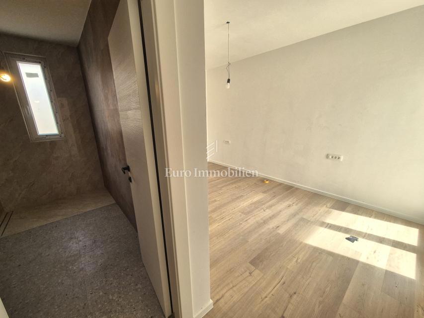 Nuovo appartamento con piscina condivisa - Krk