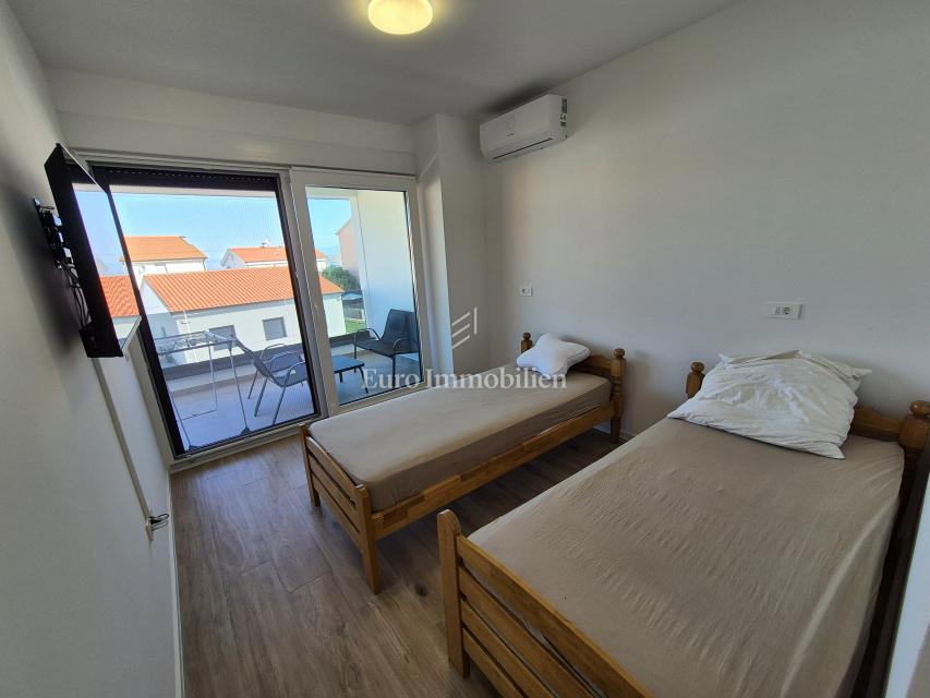 Malinska, nuova arredata con piscina