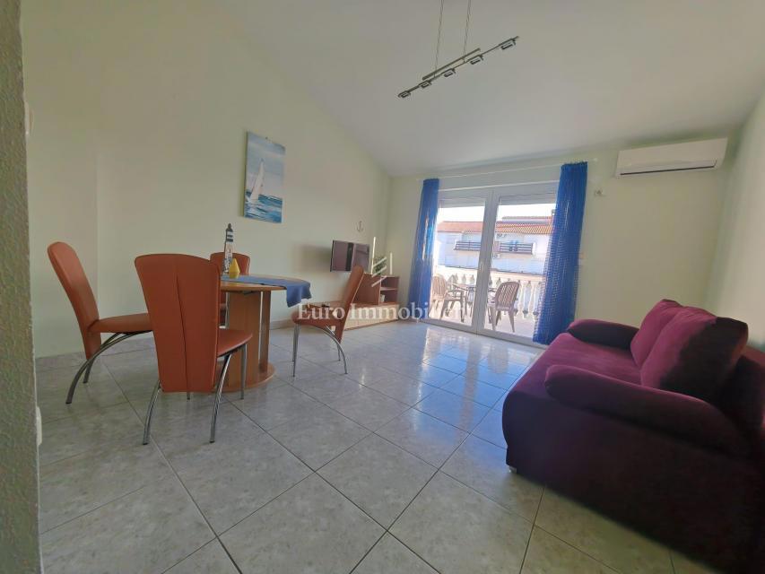 Due appartamenti a 200 m dal mare