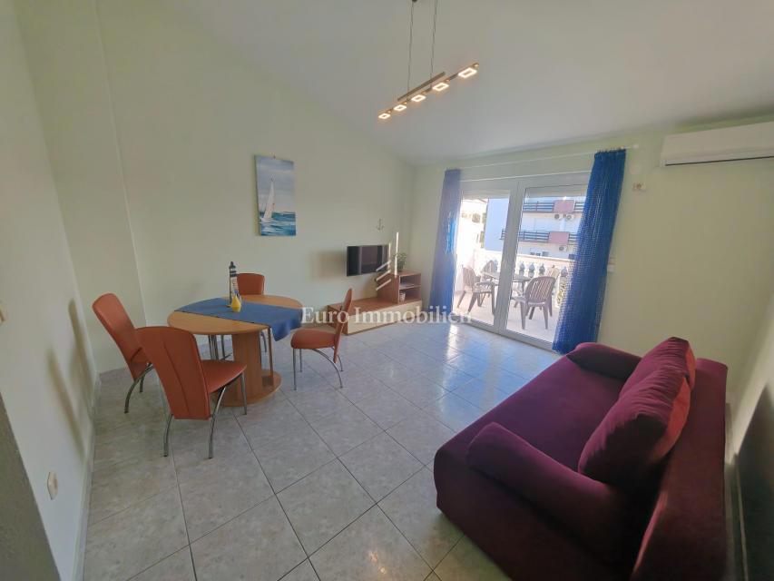 Due appartamenti a 200 m dal mare