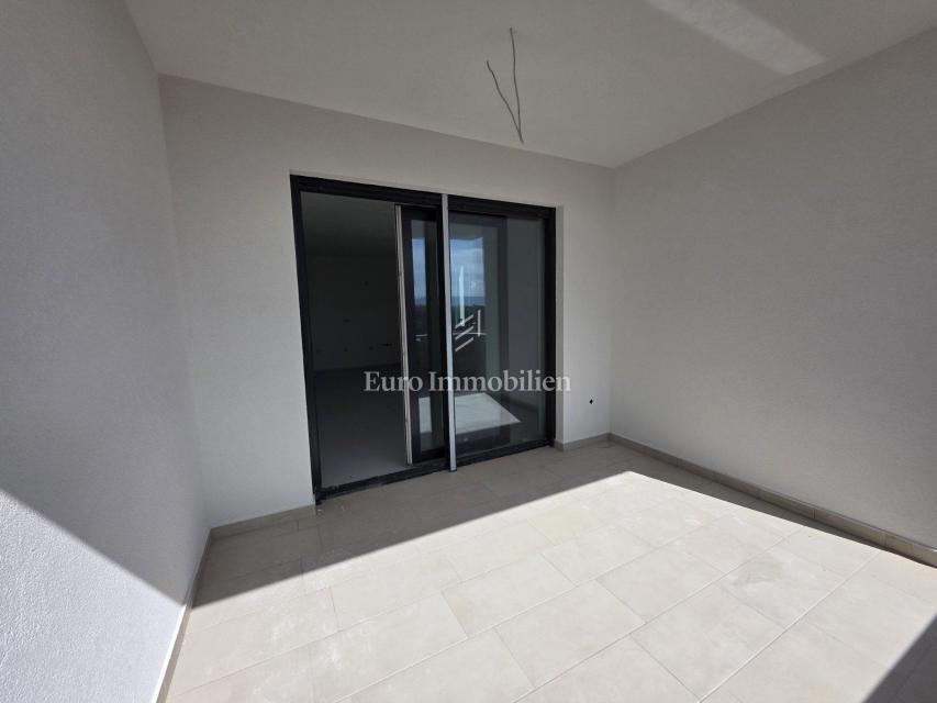 Novi Vinodolski - nuovo appartamento, 1° piano