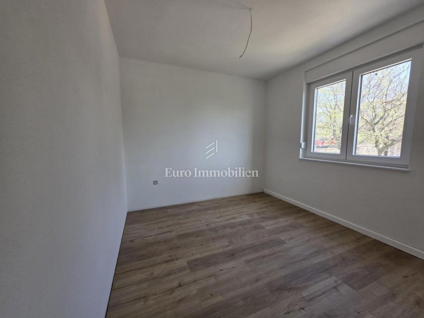 Novi Vinodolski - nuovo appartamento, 1° piano