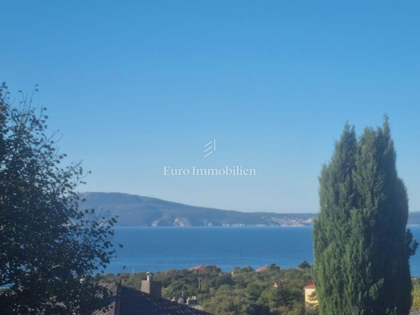 Una bella casa con vista sul mare