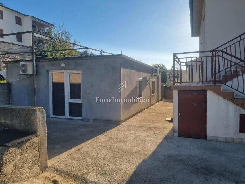 Una bella casa con vista sul mare