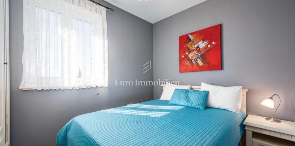 Umago - casa con piscina e garage