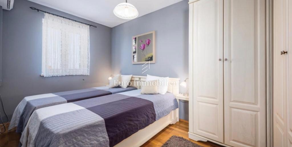 Umago - casa con piscina e garage