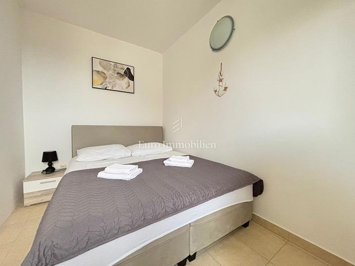 Novalja - appartamento su due piani con vista sul mare