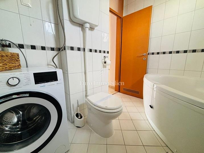 Novalja - appartamento su due piani con vista sul mare