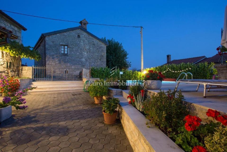 Matulji - casa indipendente in pietra