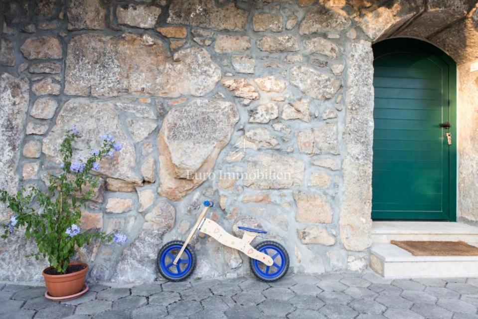 Matulji - casa indipendente in pietra
