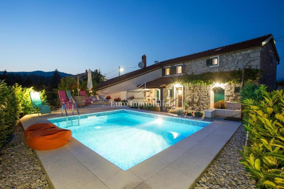 Matulji - casa indipendente in pietra