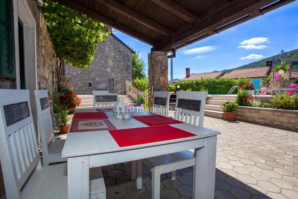 Matulji - casa indipendente in pietra