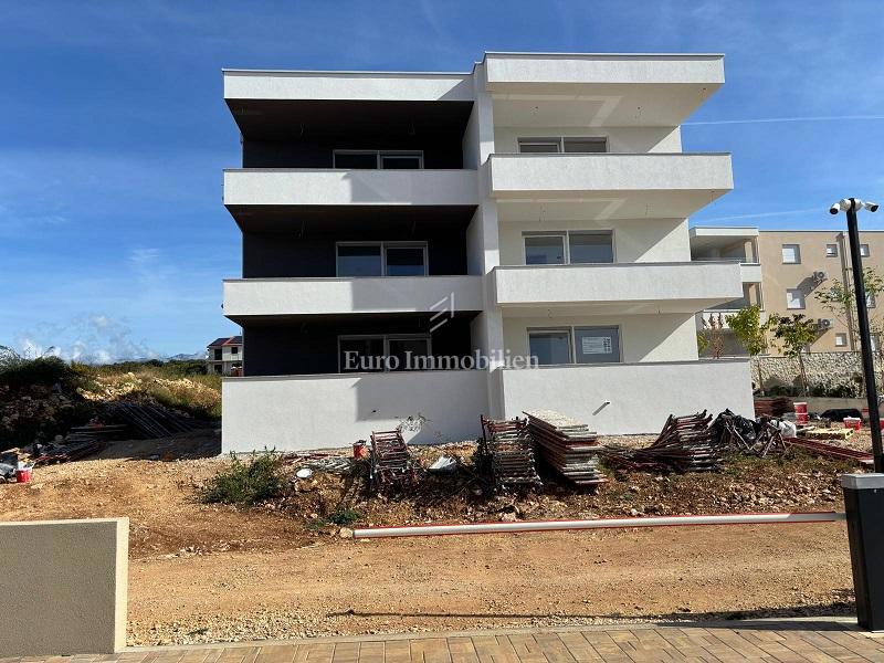 Novalja – Appartamento nuovo con vista mare