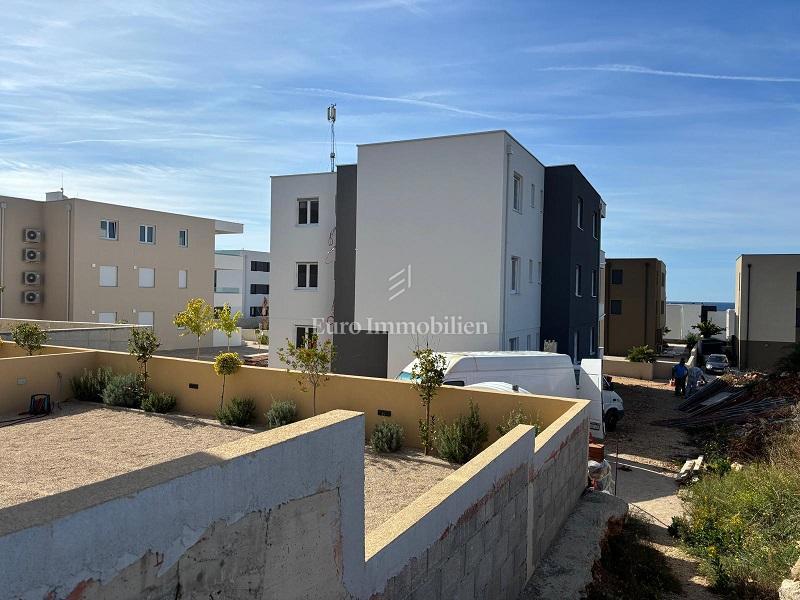 Novalja – Appartamento nuovo con vista mare