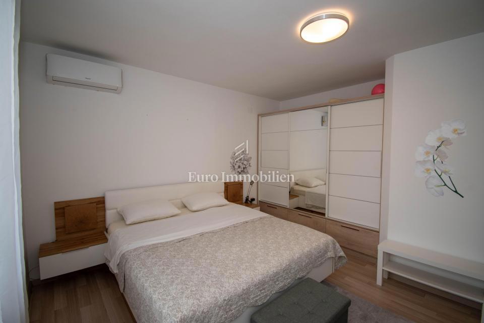 Crikvenica - appartamento ristrutturato al primo piano