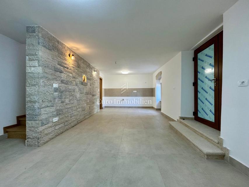 Barban - casa in pietra ristrutturata