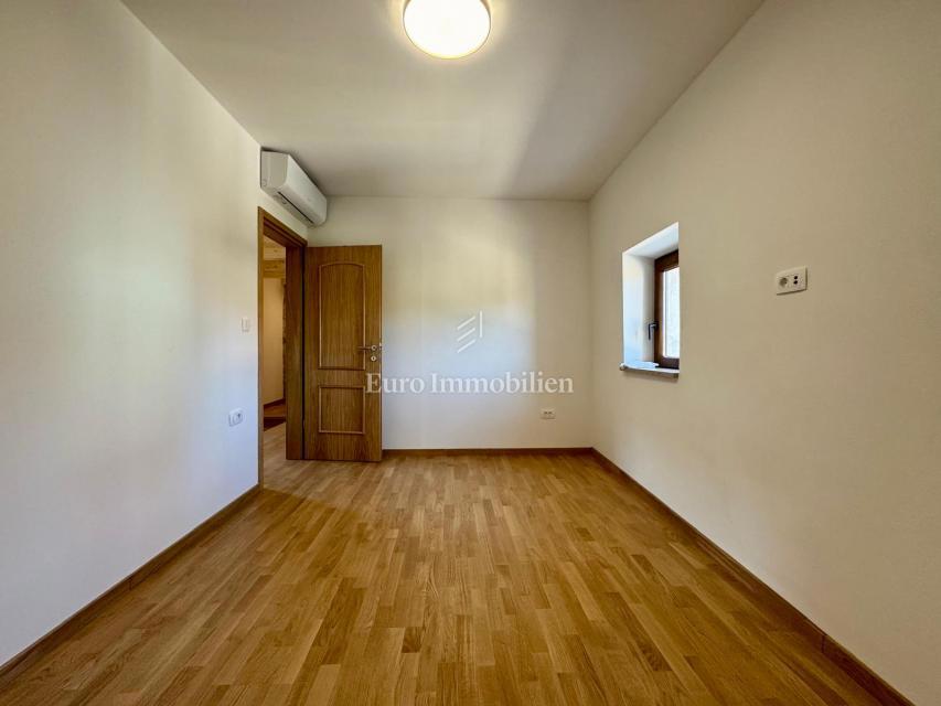 Barban - casa in pietra ristrutturata