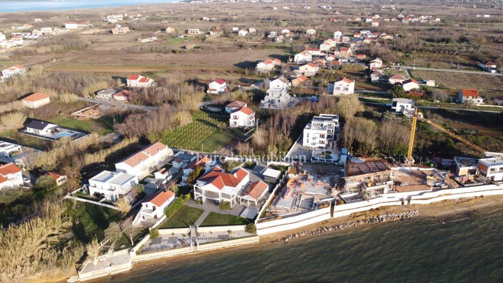 Privlaka - appartamenti con giardino, nuova costruzione