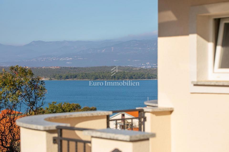 Isola di Krk - spaziosa casa con vista panoramica