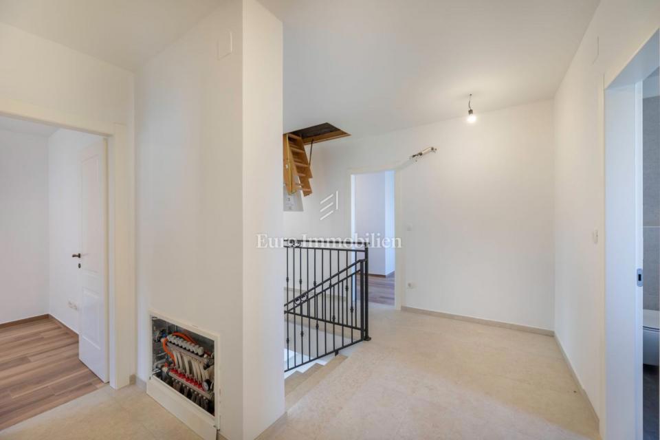 Isola di Krk - spaziosa casa con vista panoramica