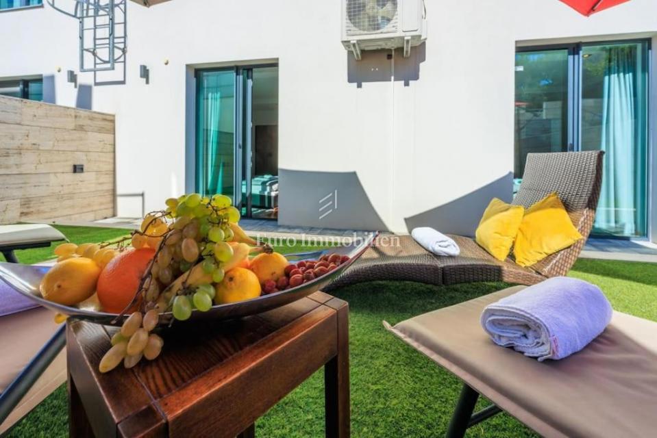 Malinska – Appartamento con giardino, a 250 m dal mare