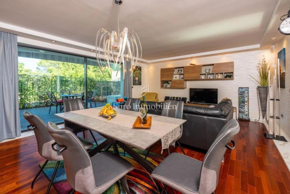 Malinska – Appartamento con giardino, a 250 m dal mare