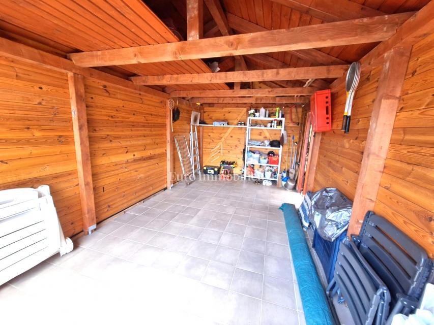 Isola di Krk - casa arredata con giardino e garage