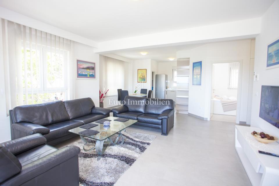 Promajna - appartamento di lusso vicino alla spiaggia