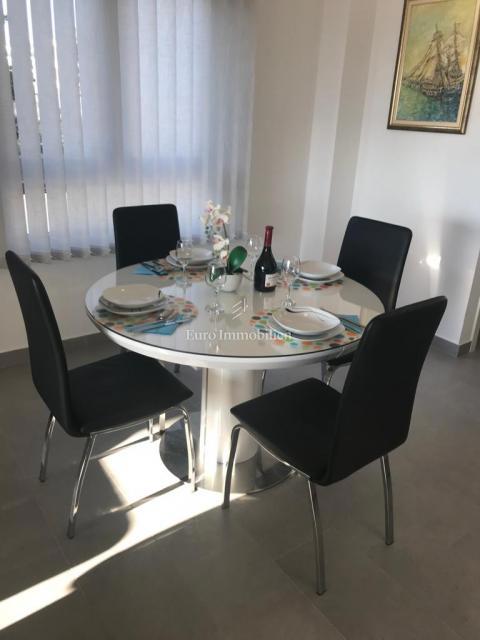 Promajna - appartamento di lusso vicino alla spiaggia